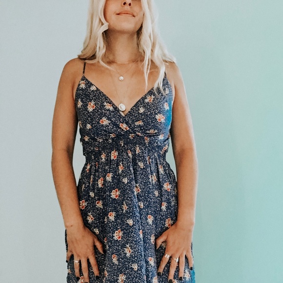 Francesca's Collections Dresses & Skirts - Francesca’s Sunflower Sundress